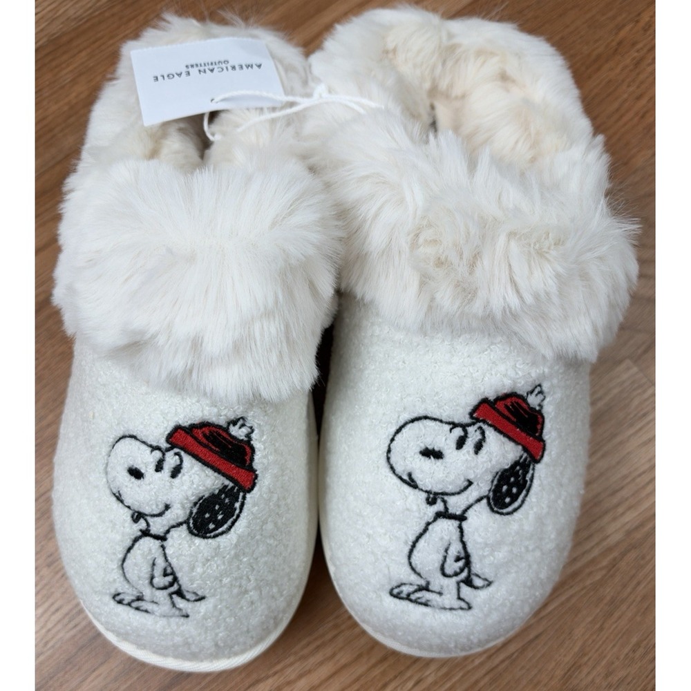 American Eagle Women's Snoopy Scuff Slippers in White, Size 8 NEW